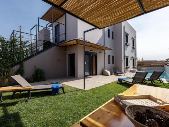 4 Villas with Private Pools & Building Allowance