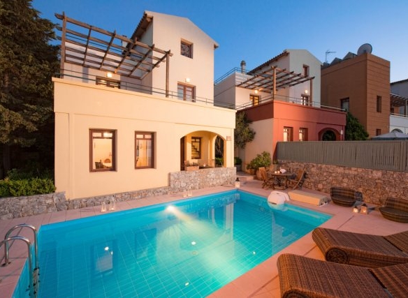 4 Amazing Seaview 3-Bed Villas with Private Swimming Pools