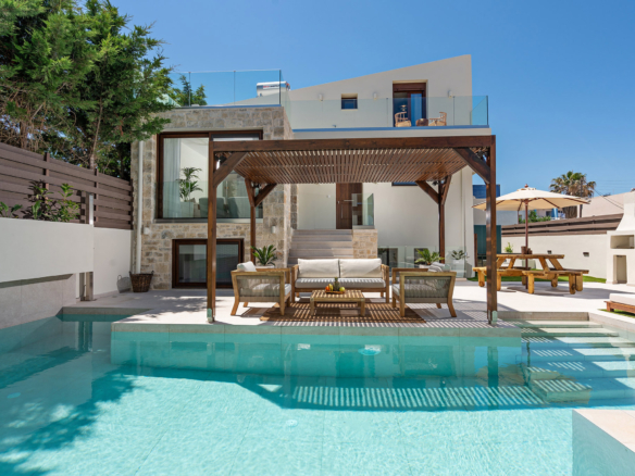 3 Fabulous Villas 100m from Beach with Private Pools