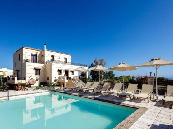 Seaview Elegant 4-Bed 4-Bath Villa with Pool