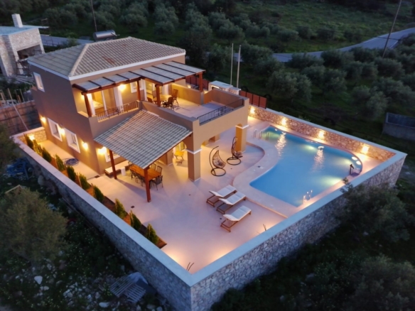 2025 Seaview 3 Bedroom 4 Bathroom Villa with Pool