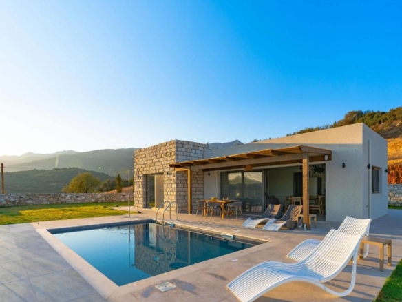 Infinity View Villa – A Private Luxury Haven with 300° Panoramic Sea Views in Sitia, Crete