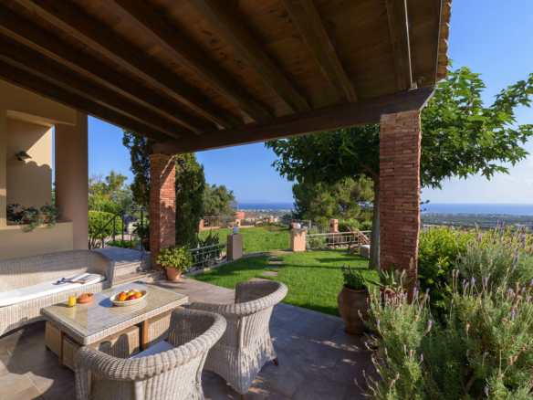 Elegant Sea-View Villa in Gouves