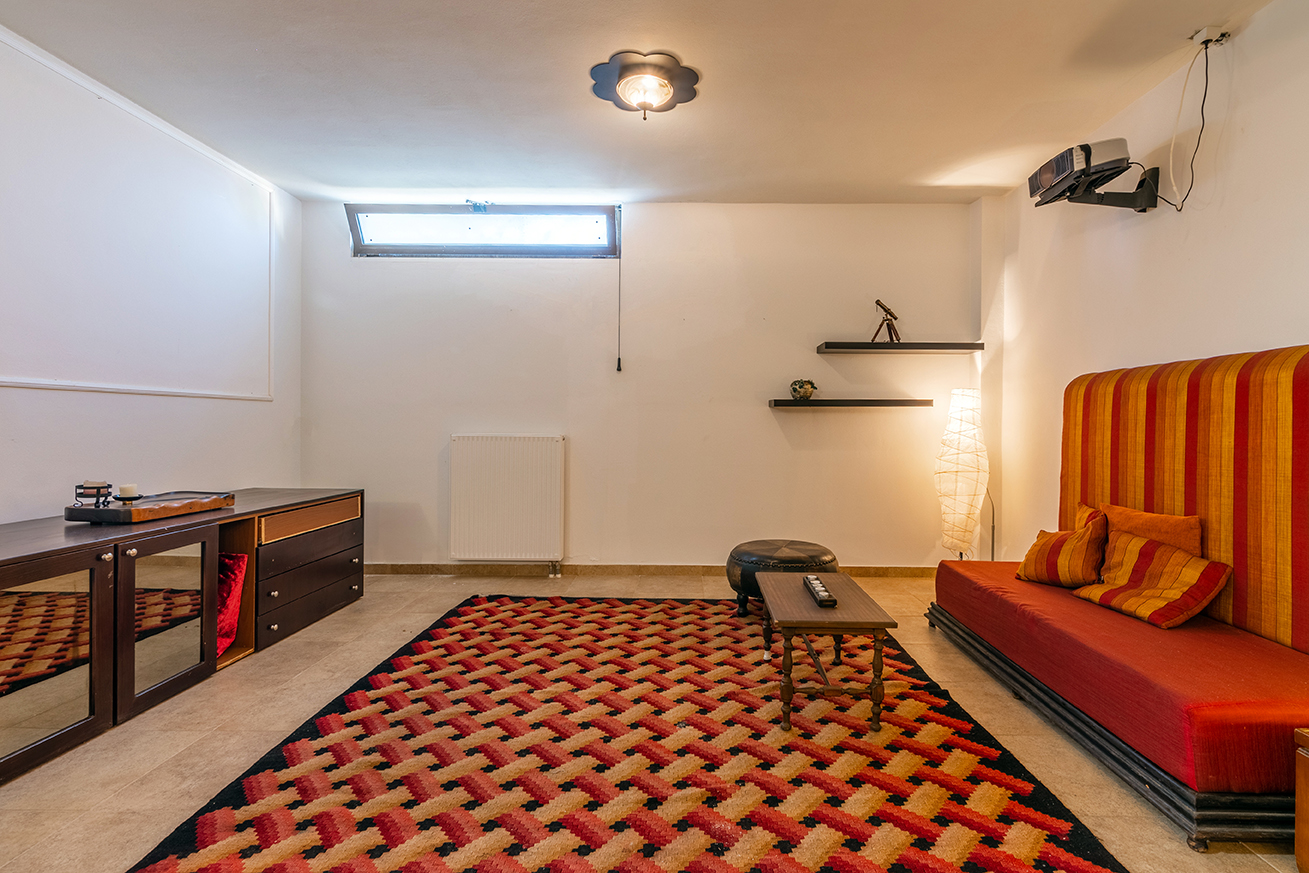 Elegant Sea-View Villa in Gouves