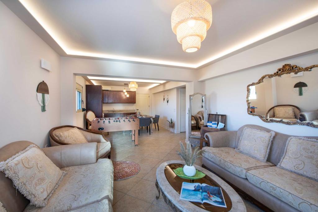 32 Exclusive Complex of Three Luxury Villas with Private Pools & Panoramic Sea Views | Maroulas, Rethymno, Crete