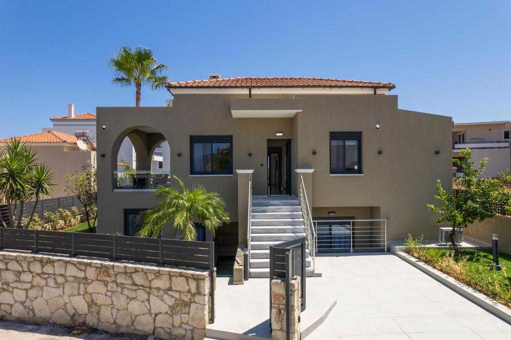 37 Luxury Villa with Private Pool for Sale in Tavronitis, Crete