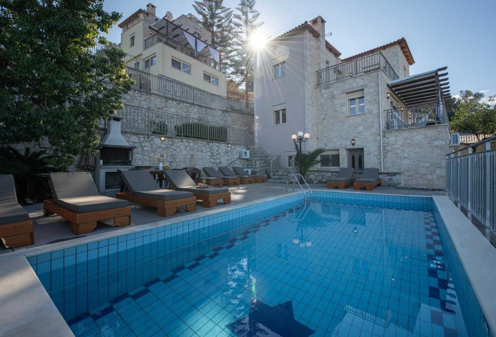40 Exclusive Complex of Three Luxury Villas with Private Pools & Panoramic Sea Views | Maroulas, Rethymno, Crete