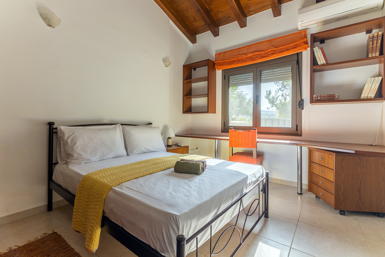 Elegant Sea-View Villa in Gouves