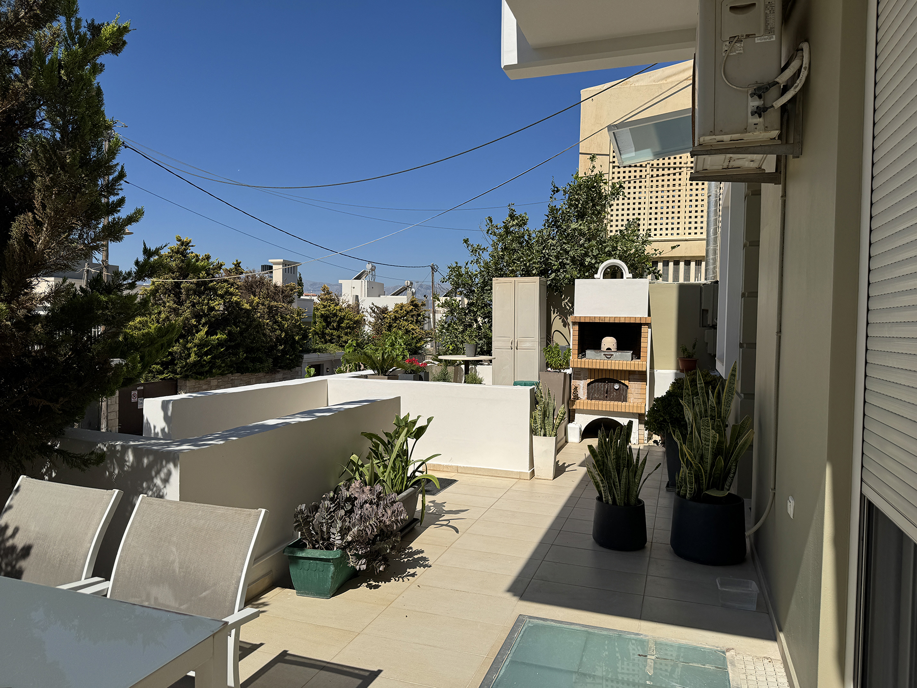 Luxury Detached Villa with Pool & Independent Apartment – Prime Heraklion Location
