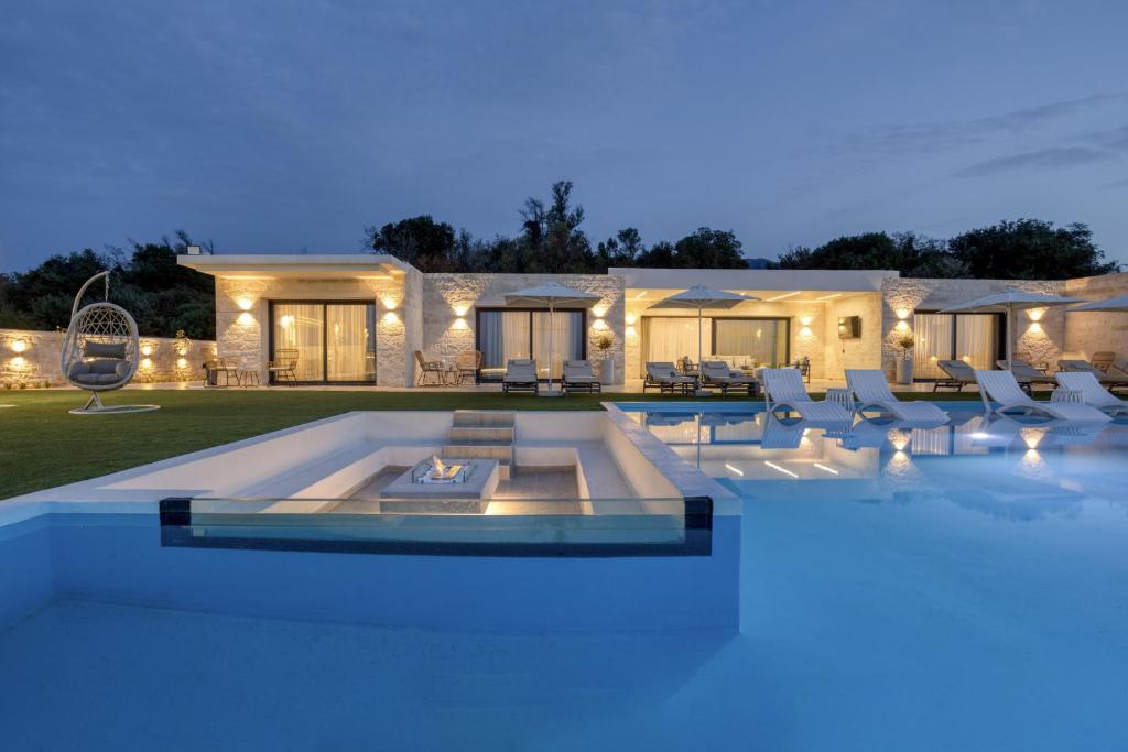 61 A Private Retreat luxury Villa Surrounded by Nature