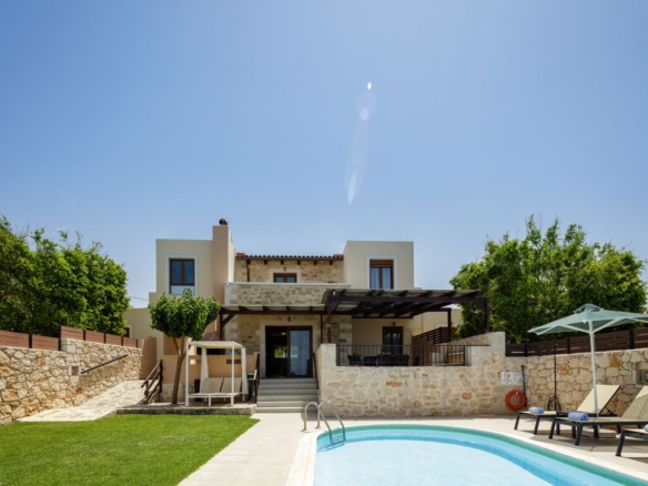 Charming Stonebuilt- Seaview Villa with Private Pool Near Rethymno