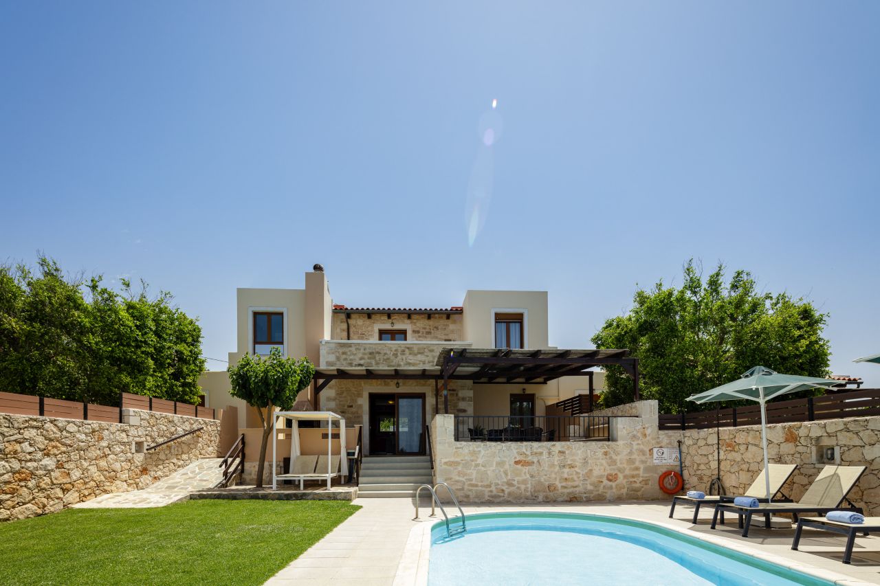 Charming Stonebuilt- Seaview Villa with Private Pool Near Rethymno