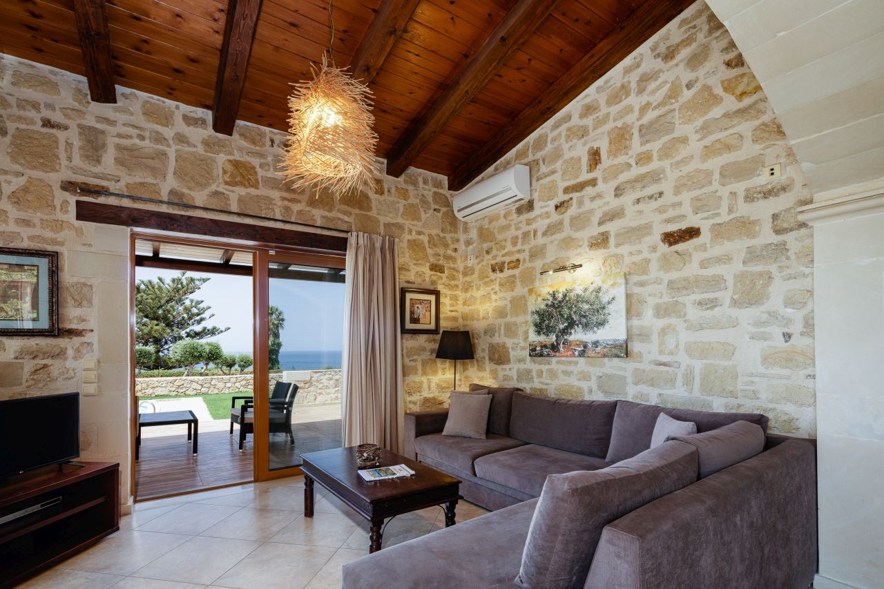 Charming Stonebuilt- Seaview Villa with Private Pool Near Rethymno