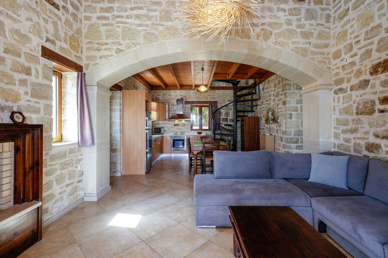 Charming Stonebuilt- Seaview 3 bed Villa with Private Pool Near Rethymno