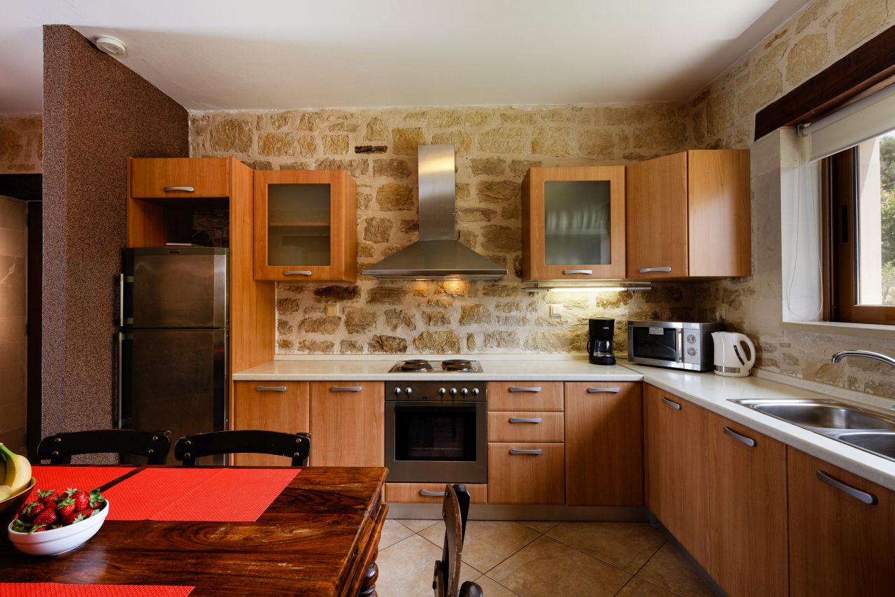 Charming Stonebuilt- Seaview Villa with Private Pool Near Rethymno