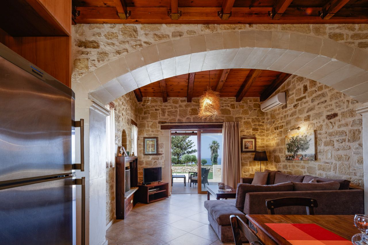 Charming Stonebuilt- Seaview Villa with Private Pool Near Rethymno