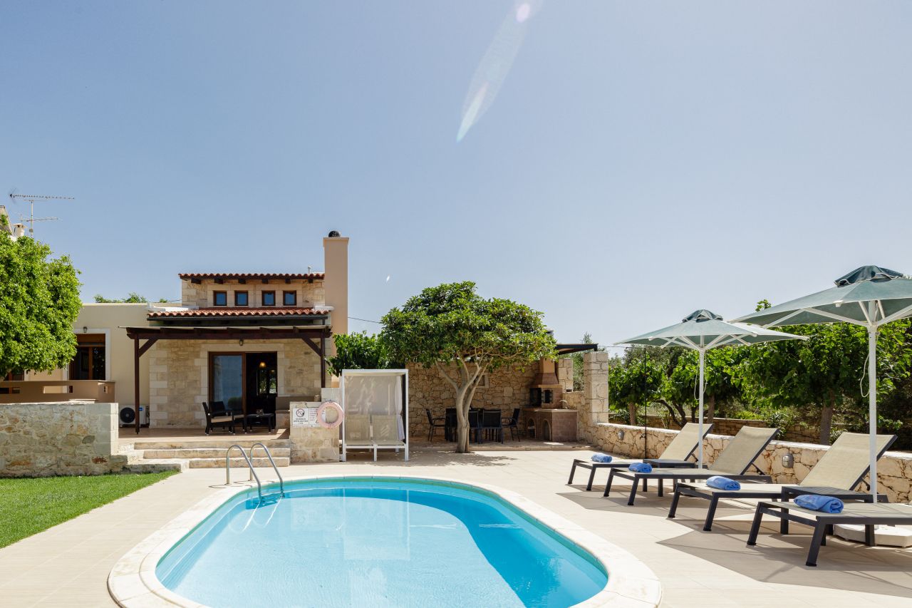 Charming Stonebuilt- Seaview Villa with Private Pool Near Rethymno