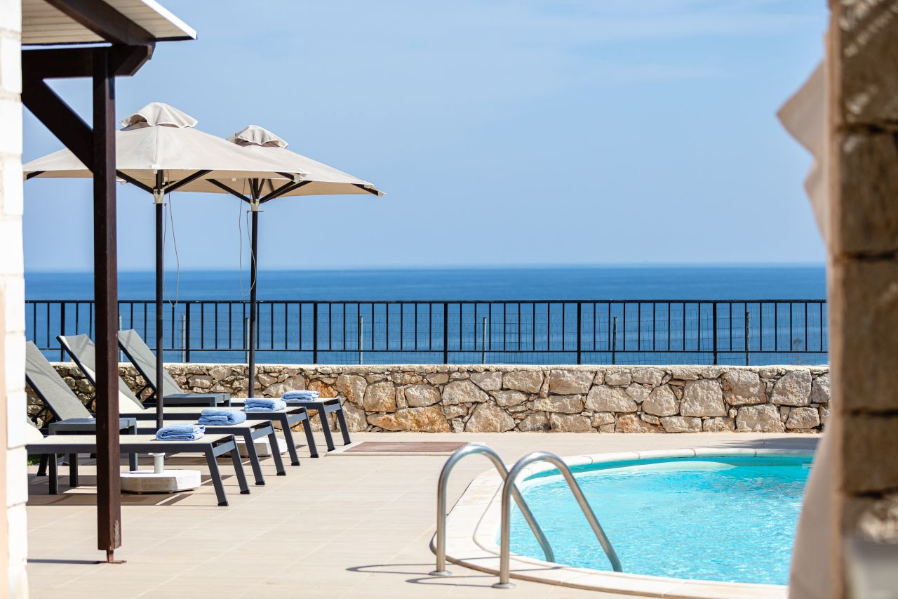 Charming Stonebuilt- Seaview 3 bed Villa with Private Pool Near Rethymno