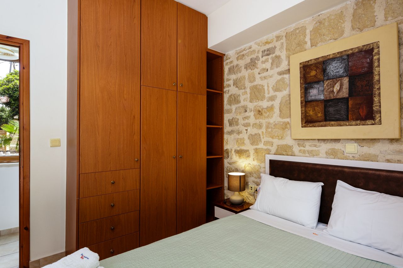 Charming Stonebuilt- Seaview Villa with Private Pool Near Rethymno
