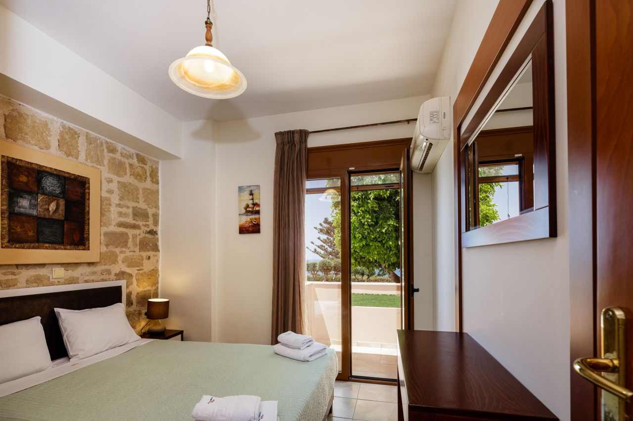 Charming Stonebuilt- Seaview Villa with Private Pool Near Rethymno