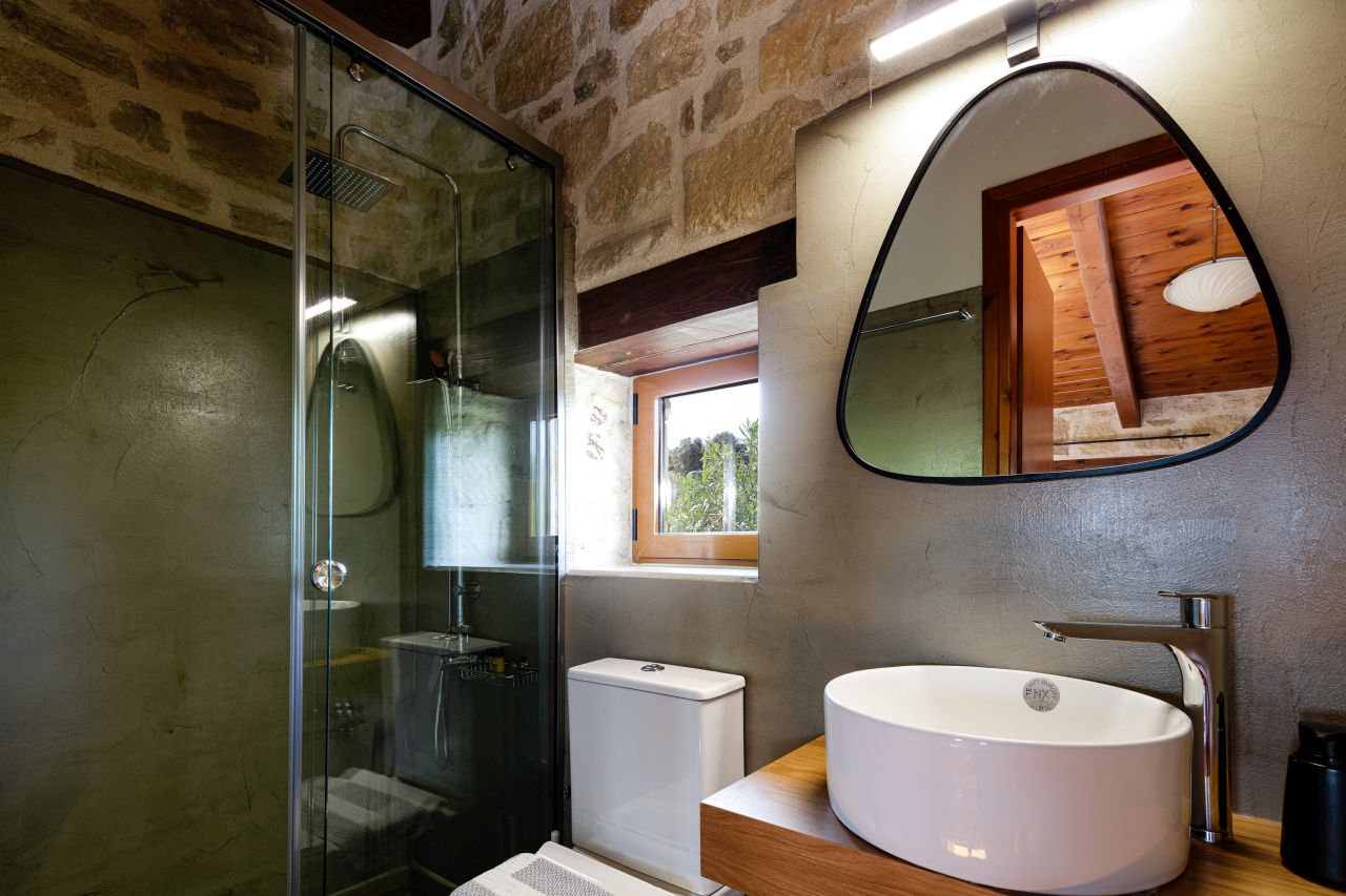 Charming Stonebuilt- Seaview 3 bed Villa with Private Pool Near Rethymno