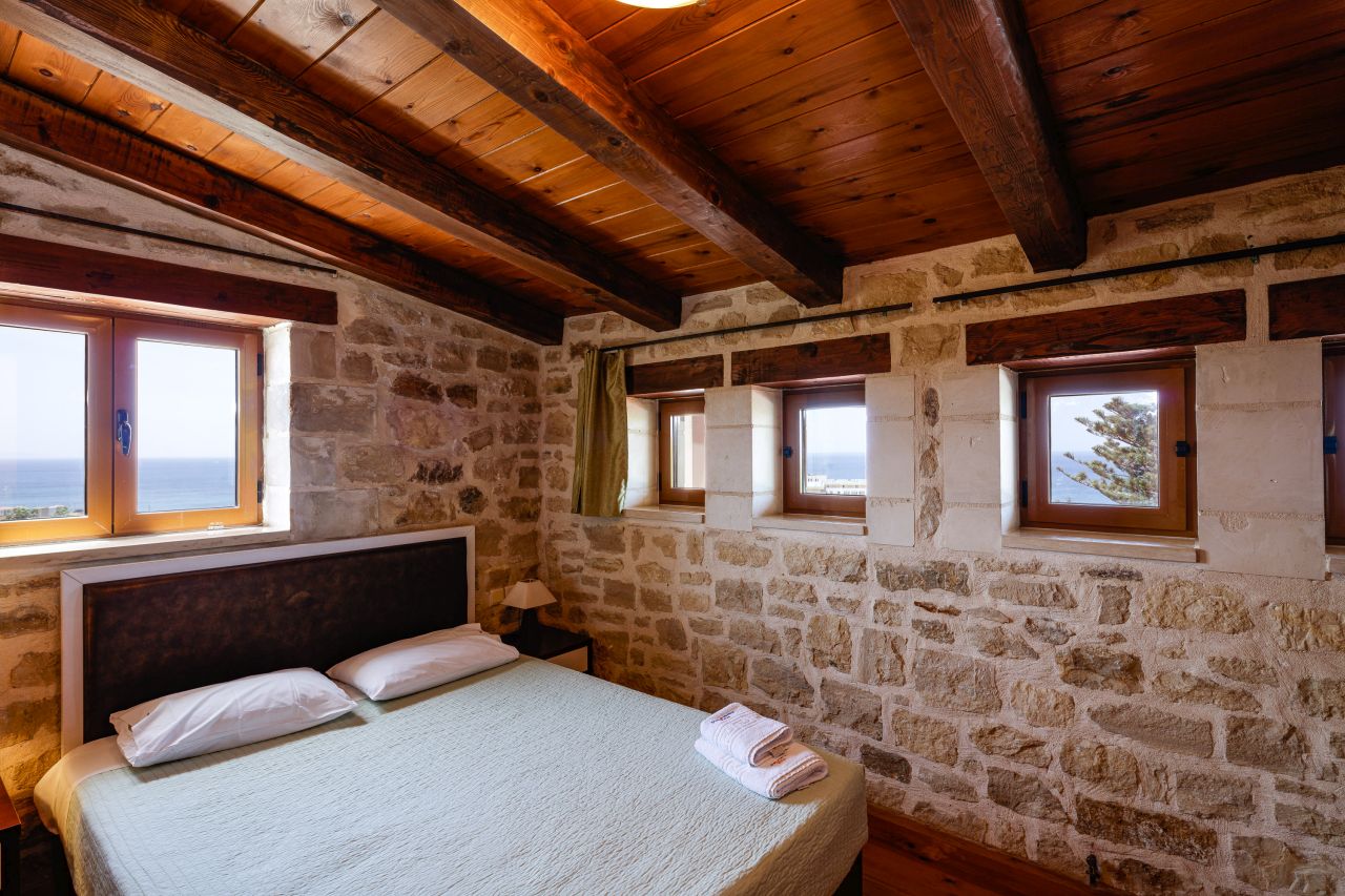 Charming Stonebuilt- Seaview Villa with Private Pool Near Rethymno