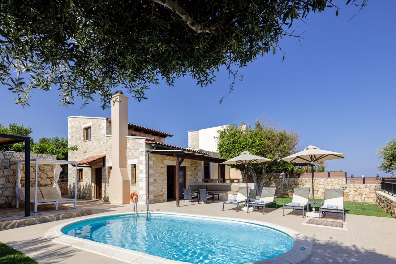 Charming Stonebuilt- Seaview 3 bed Villa with Private Pool Near Rethymno