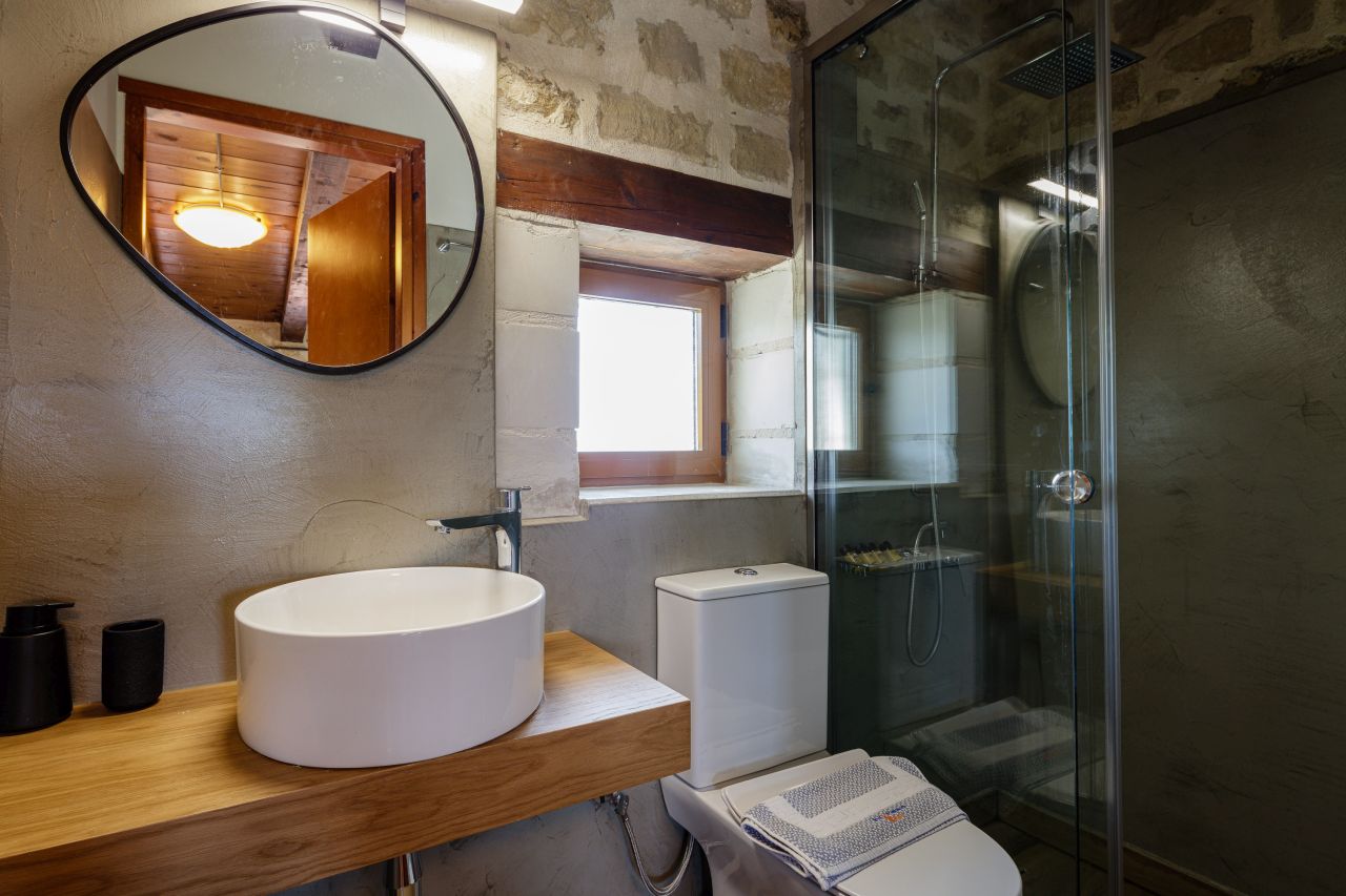 Charming Stonebuilt- Seaview Villa with Private Pool Near Rethymno