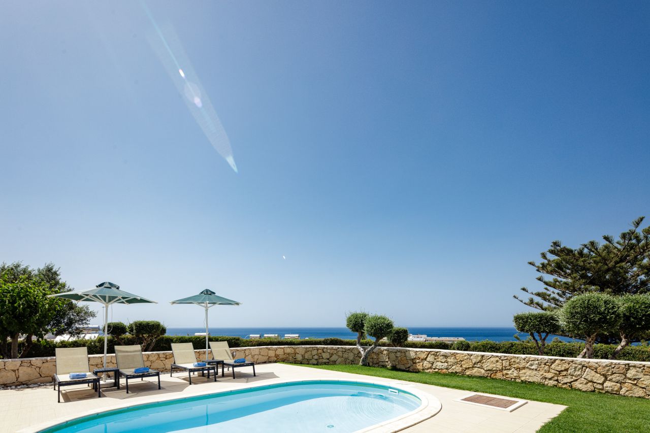 Charming Stonebuilt- Seaview Villa with Private Pool Near Rethymno