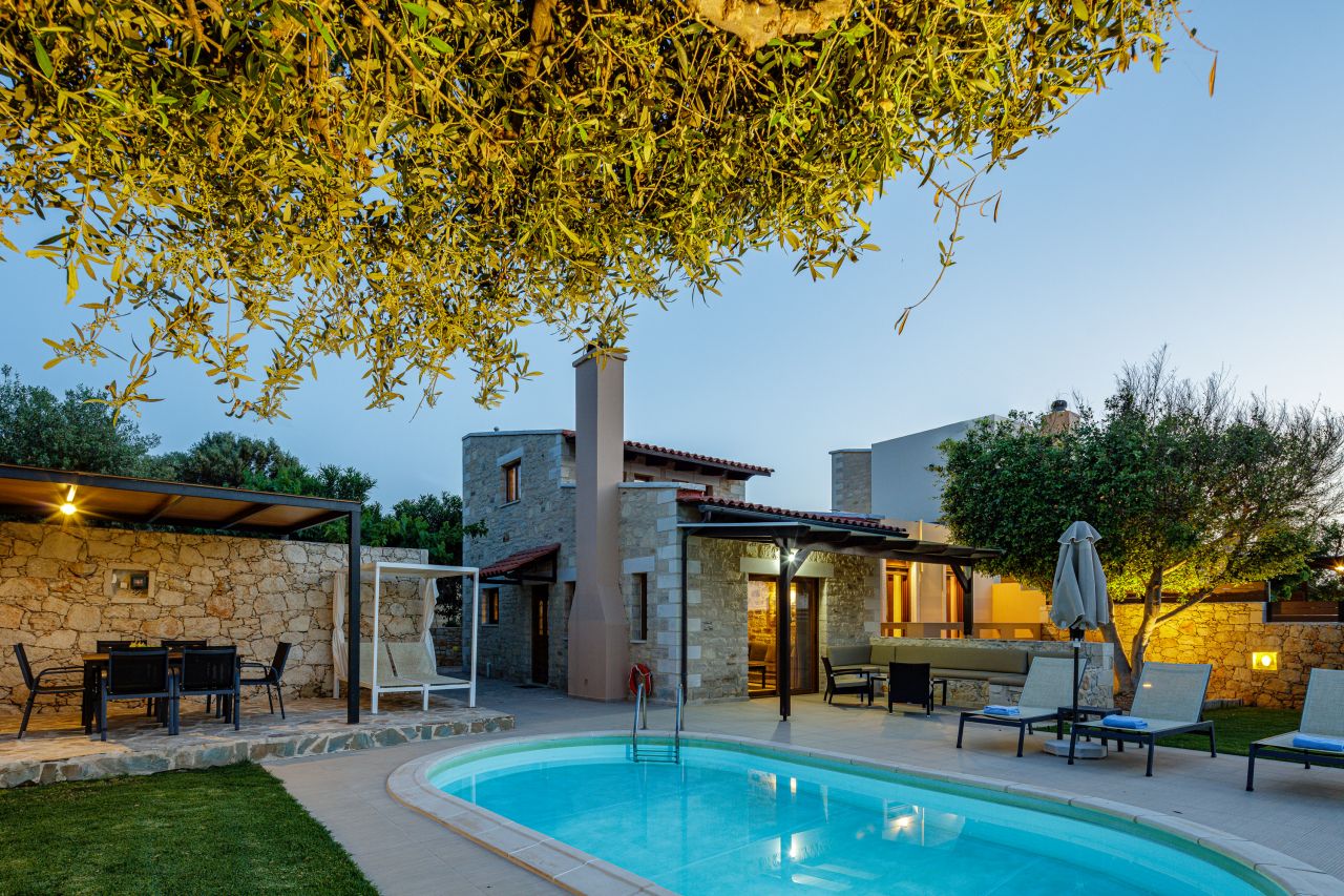 Charming Stonebuilt- Seaview 3 bed Villa with Private Pool Near Rethymno