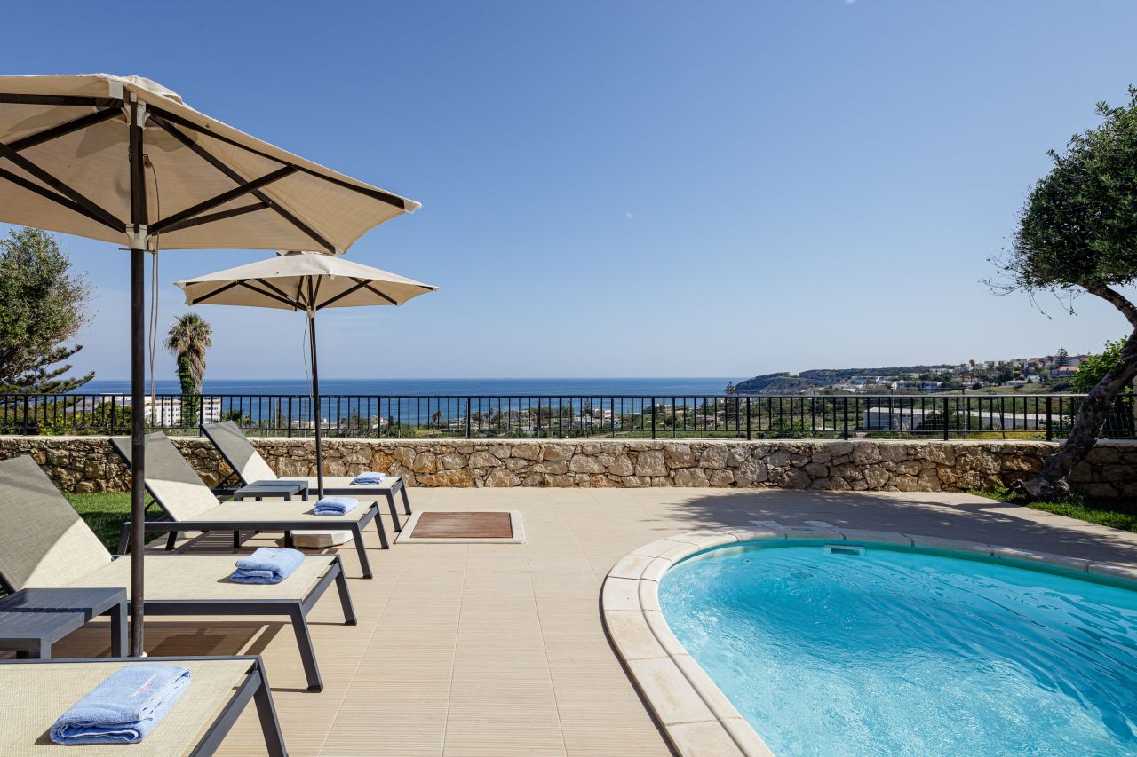 Charming Stonebuilt- Seaview 3 bed Villa with Private Pool Near Rethymno