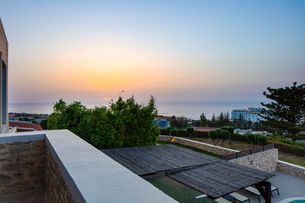 Charming Stonebuilt- Seaview Villa with Private Pool Near Rethymno